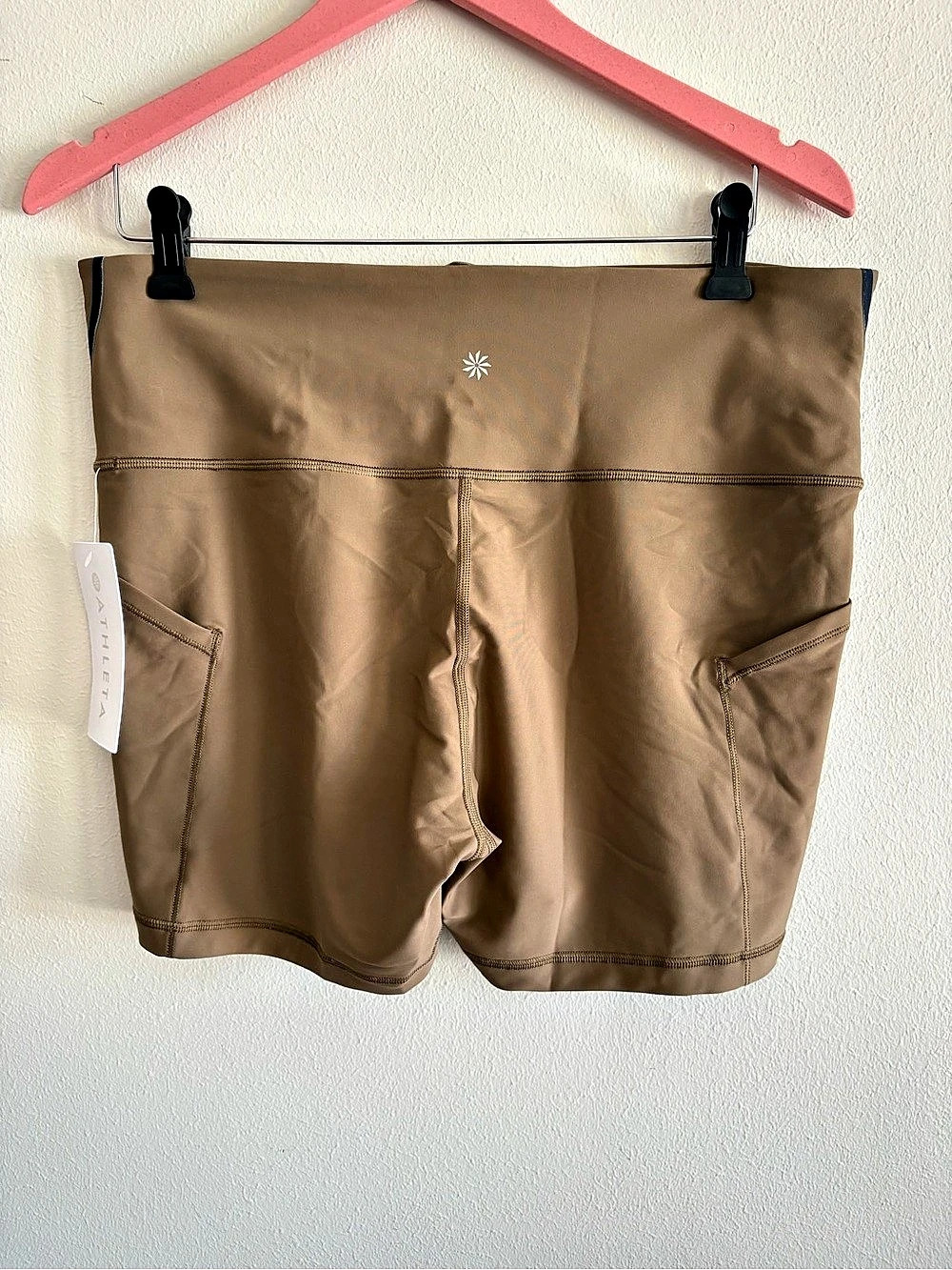 Athleta Interval Stash Tipped 5" Short Athletic Shorts, Brown, XL nwt